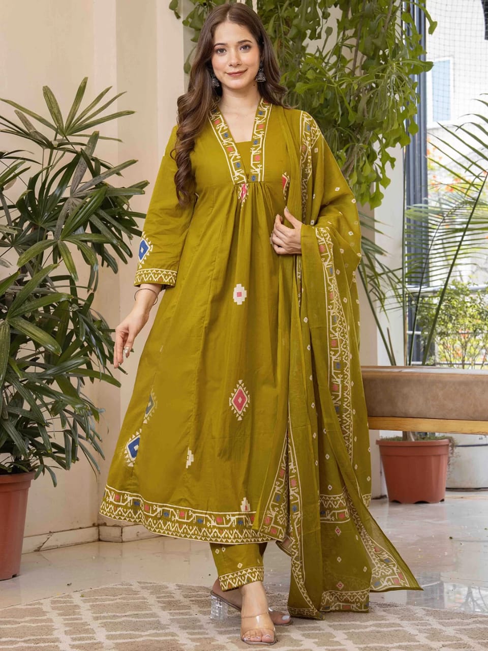 Sm olive green printed kurta set